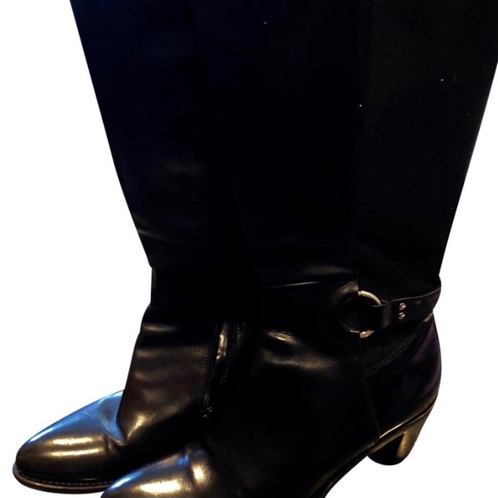 Attilio Giusti Leombruni Black Leather Boots